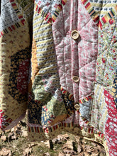 Load image into Gallery viewer, Quilted Jacket